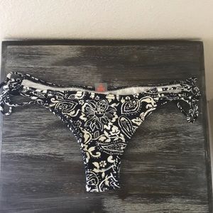 Billabong bikini bottoms